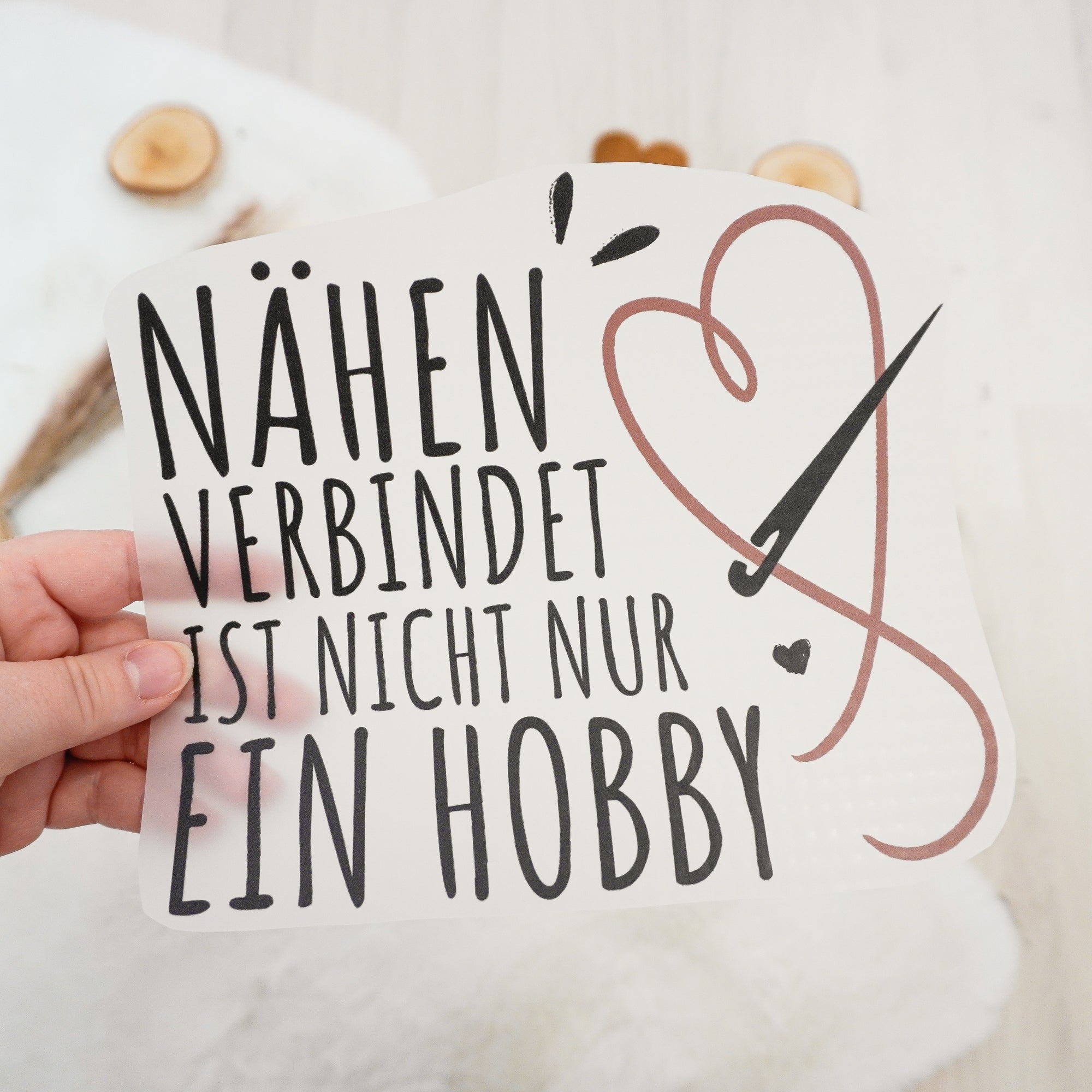 Bügelbild - Nähen verbindet (Schwarz)