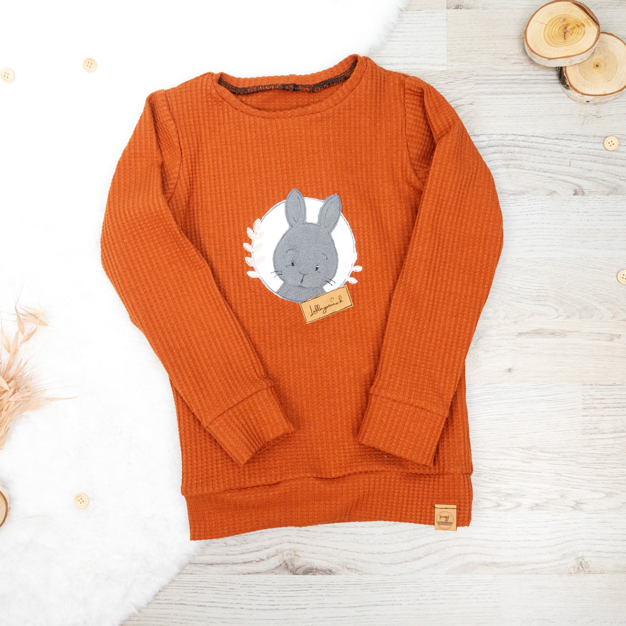 Langarmshirt mit Hasen Stickerei - Gr. 104